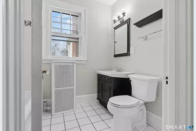 219-221 Jordan Lane, Wethersfield, CT 06109 - Photo 10