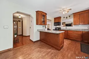 4 Alison Ct, Prospect, CT 06712 - Photo 4