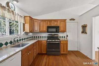 15 Cinnamon Ridge Drive, North Branford, CT 06471 - Photo 4