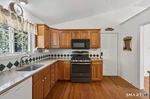 15 Cinnamon Ridge Dr, North Branford, CT 06471 - Photo 4