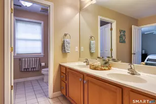 1 Haywagon Dr, Old Lyme, CT 06371 - Photo 32