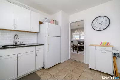 22 Courtland Avenue #4, Stamford, CT 06902 - Photo 6