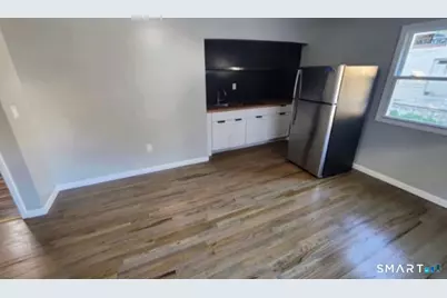 1610 Iranistan Avenue #b03, Bridgeport, CT 06604 - Photo 1