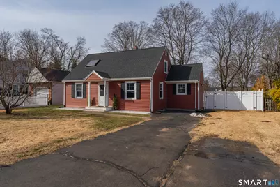 12 Glenmoor Drive, East Haven, CT 06512 - Photo 2