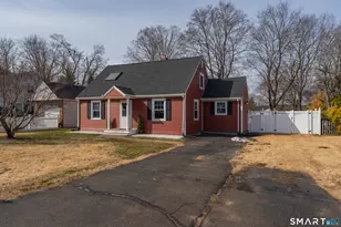 12 Glenmoor Dr, East Haven, CT 06512 - Photo 2