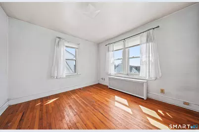 33 West View Street, Waterbury, CT 06706 - Photo 24