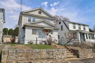 33 W View St, Waterbury, CT 06706 - Photo 1