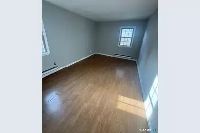 240 Oak Street #2, Bridgeport, CT 06604 - Photo 2