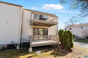 106 Smoke Valley Dr, Stratford, CT 06614 - Photo 8