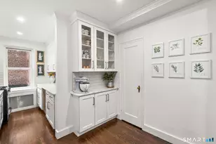 70 Strawberry Hill Ave, Stamford, CT 06902 - Photo 6