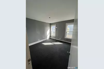 525 Allen Street, New Britain, CT 06053 - Photo 6