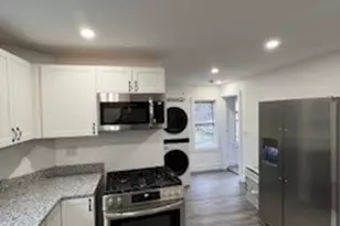 30 Grove St, Branford, CT 06405 - Photo 2