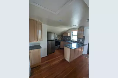 99 River Road #2, Windsor Locks, CT 06096 - Photo 2