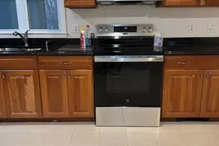 29 Hyatt Ave, Norwalk, CT 06850 - Photo 12