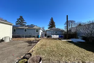 168 Blohm St, West Haven, CT 06516 - Photo 8