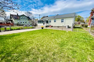 168 Blohm St, West Haven, CT 06516 - Photo 6