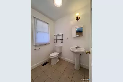 527 West Thames Street #10, Norwich, CT 06360 - Photo 12