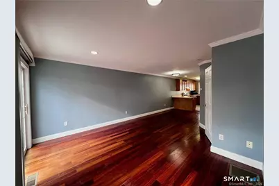 527 West Thames Street #10, Norwich, CT 06360 - Photo 6