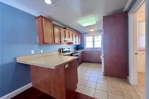 527 West Thames St, Norwich, CT 06360 - Photo 10