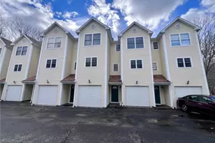 527 West Thames St, Norwich, CT 06360 - Photo 2