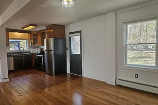 932 Saybrook Rd, Middletown, CT 06457 - Photo 8