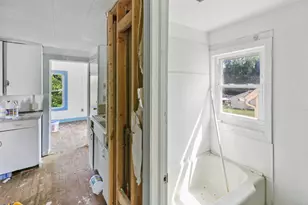 57 Chapman St, Windham, CT 06226 - Photo 20