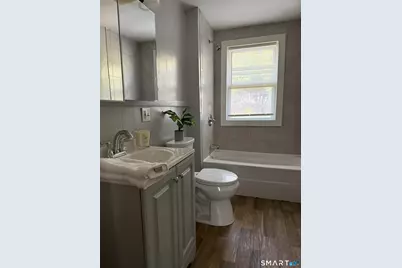 8 Rogers Place, Manchester, CT 06040 - Photo 12