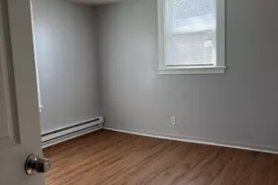 8 Rogers Pl, Manchester, CT 06040 - Photo 14