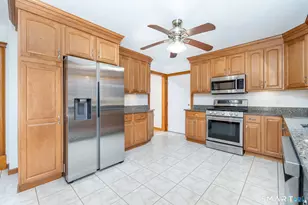 248 White Birch Rd, East Hampton, CT 06424 - Photo 6