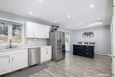 76 Kenmore Avenue, Waterbury, CT 06708 - Photo 6