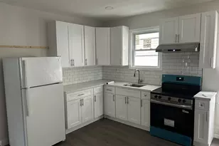 88 Waldorf Ave, Bridgeport, CT 06605 - Photo 6