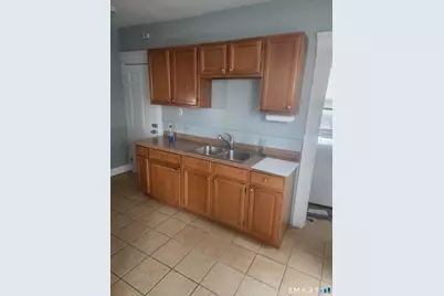 2744 Main Street, Bridgeport, CT 06606 - Photo 4