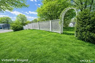 19 Kaye Rd, West Haven, CT 06516 - Photo 6