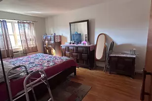 70 Grove Hill St, New Britain, CT 06052 - Photo 4