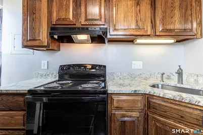 101 Huyshope Avenue #APT 1C, Hartford, CT 06106 - Photo 4