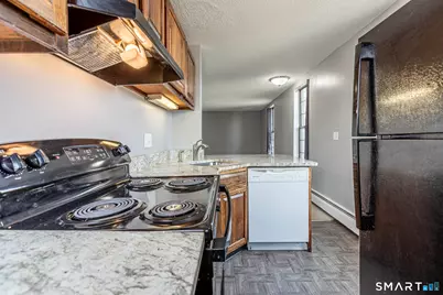 101 Huyshope Avenue #APT 1C, Hartford, CT 06106 - Photo 6