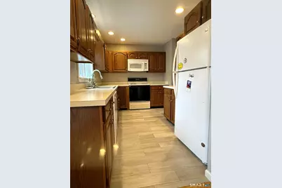 28 Colgate Drive, Manchester, CT 06042 - Photo 36