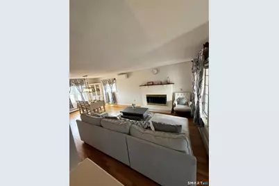 28 Colgate Drive, Manchester, CT 06042 - Photo 12