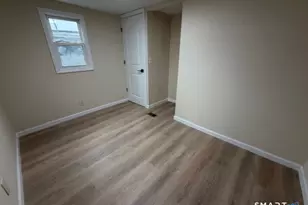 55 Sugar St, Newtown, CT 06470 - Photo 4