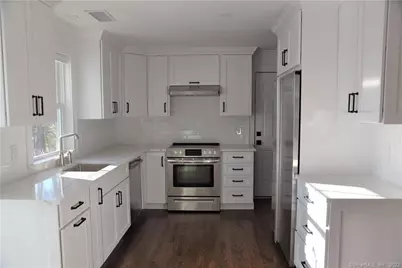 32 Deer Hill Road, Redding, CT 06896 - Photo 6