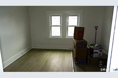 1655 Iranistan Avenue, Bridgeport, CT 06604 - Photo 8