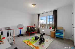 156 Dayton Rd, Bridgeport, CT 06606 - Photo 18