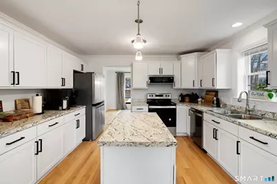 156 Dayton Road, Bridgeport, CT 06606 - Photo 6