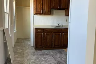 140 Hillside Ave, Shelton, CT 06484 - Photo 8