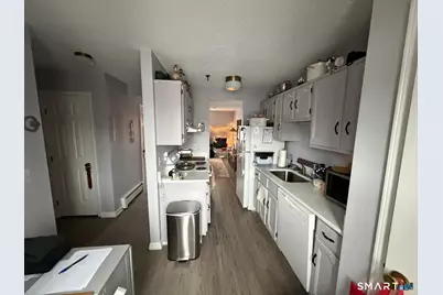 678 Savin Avenue #APT 2E, West Haven, CT 06516 - Photo 6