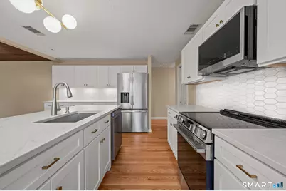 252 Blue Ridge Drive, Manchester, CT 06040 - Photo 6