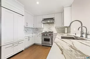 85 Memorial Rd, West Hartford, CT 06107 - Photo 12