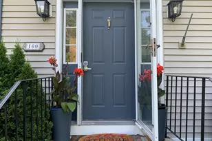 160 Russell St, Groton, CT 06355 - Photo 2