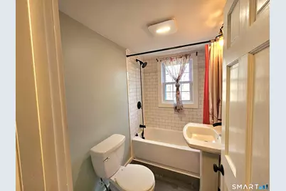 895 Vauxhall St Extension, Waterford, CT 06385 - Photo 18