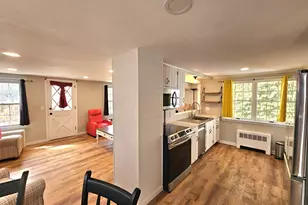 895 Vauxhall Street Ext., Waterford, CT 06385 - Photo 10